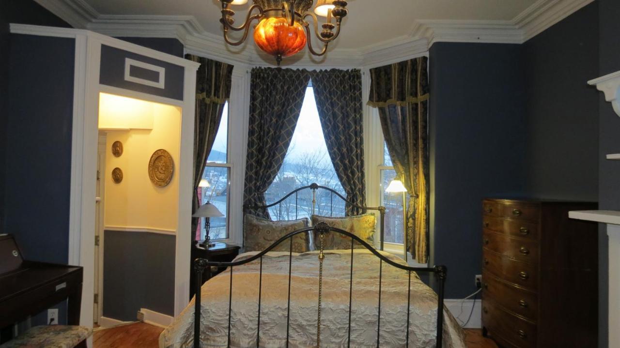 The Roses Heritage Inn St. John's Exteriör bild