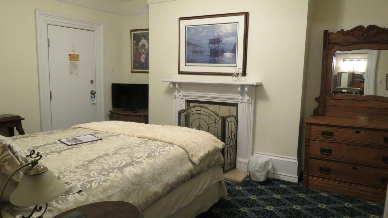 The Roses Heritage Inn St. John's Exteriör bild